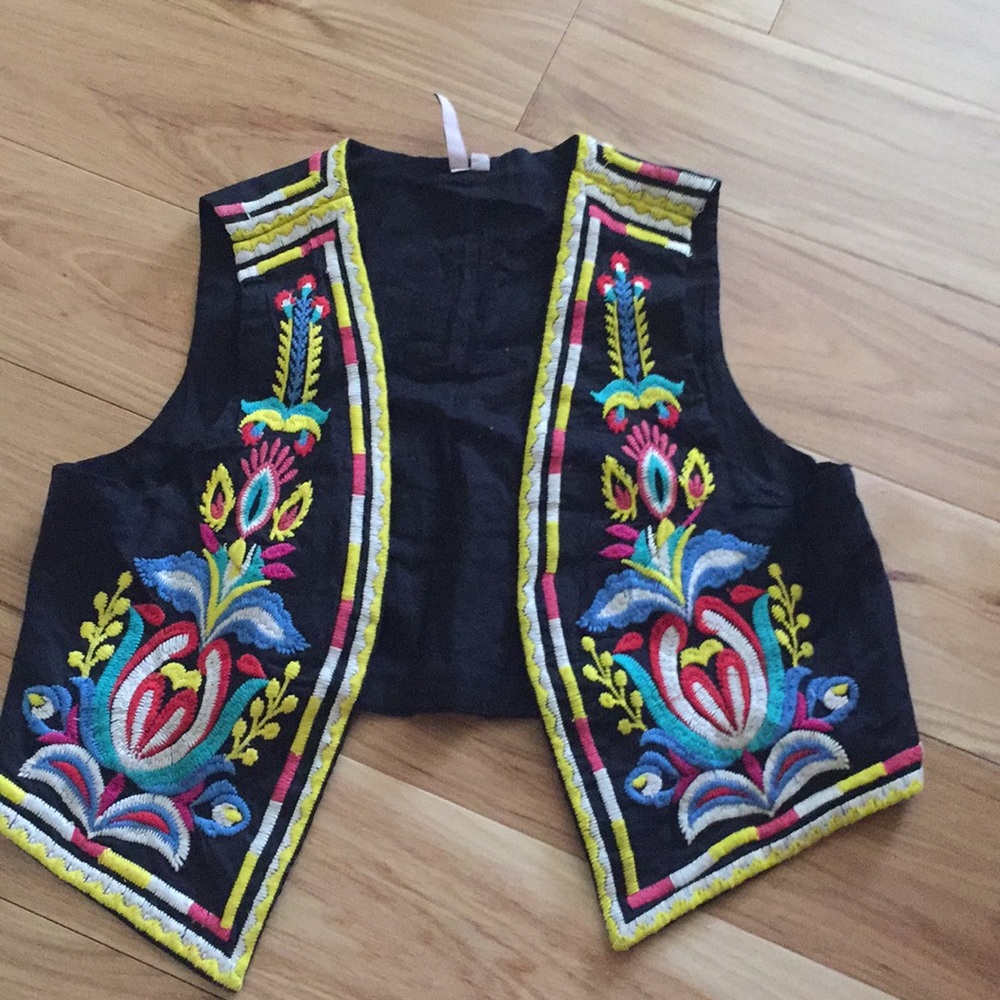 Bohemian Coachella Style cropped Vest